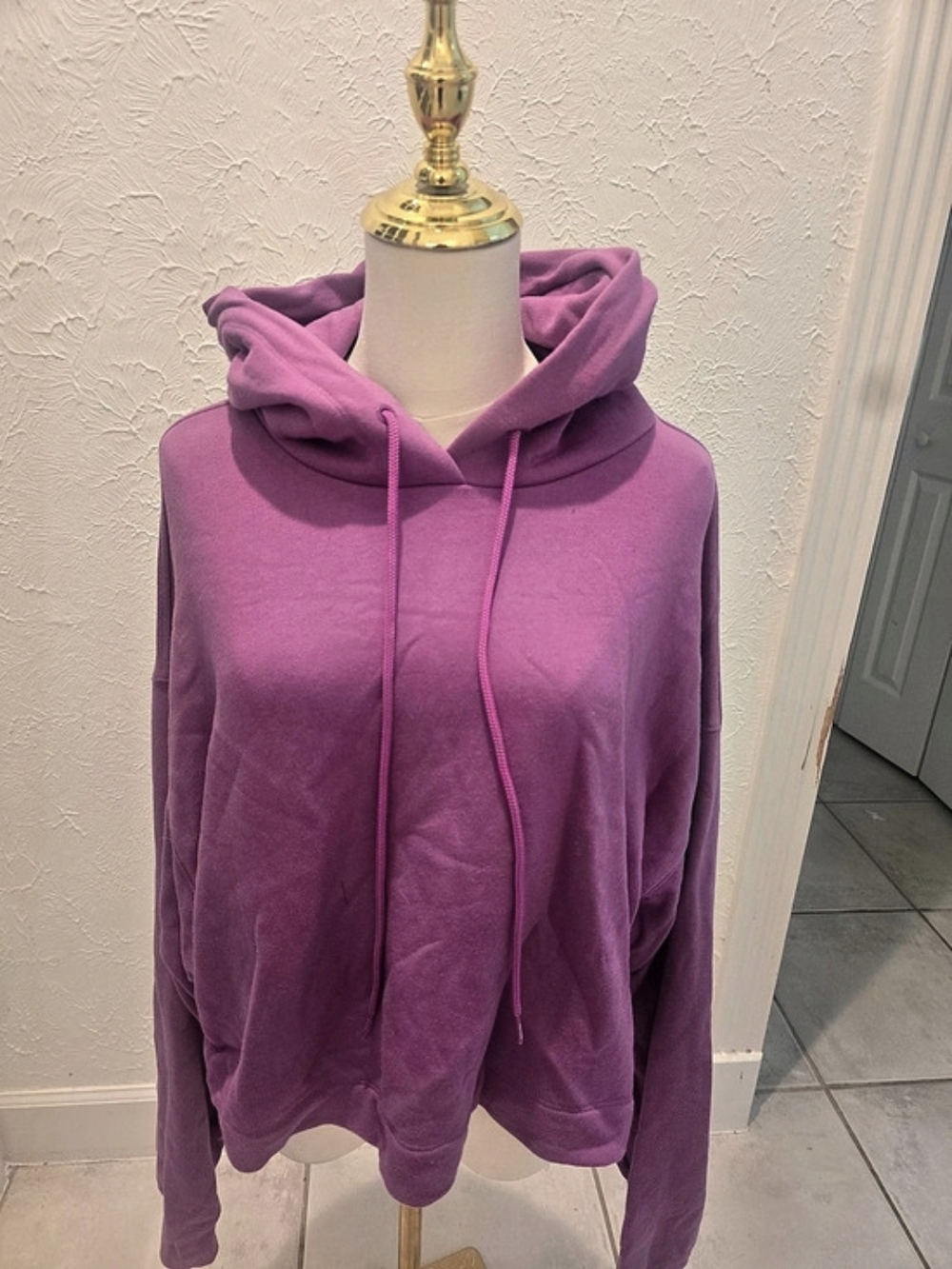 Alo Yoga Cropped Fleece Hoodie Size L Purple